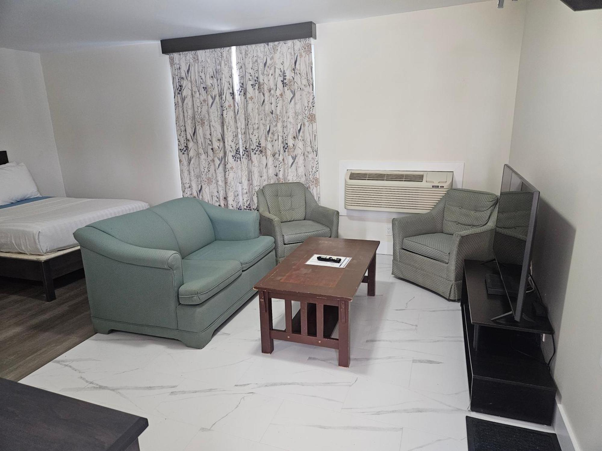 Leelas Villa Inn 플레셔튼 외부 사진