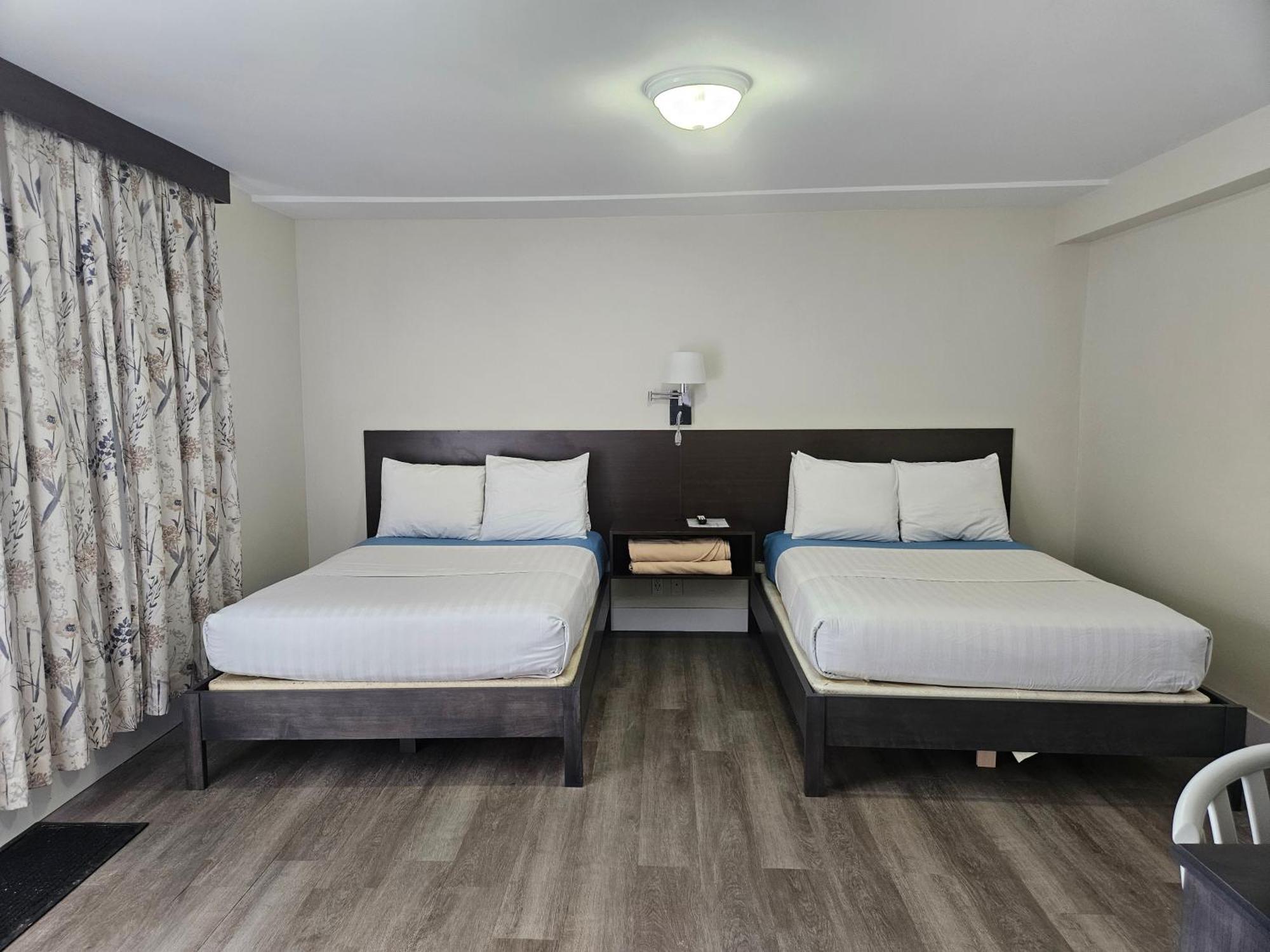 Leelas Villa Inn 플레셔튼 외부 사진