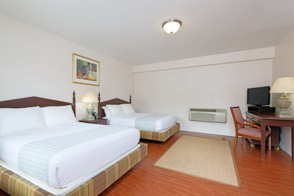 Leelas Villa Inn 플레셔튼 객실 사진